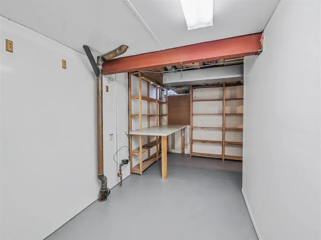 $294,900 | 1986 Brighton Lane, Hoffman Estates, IL 60169