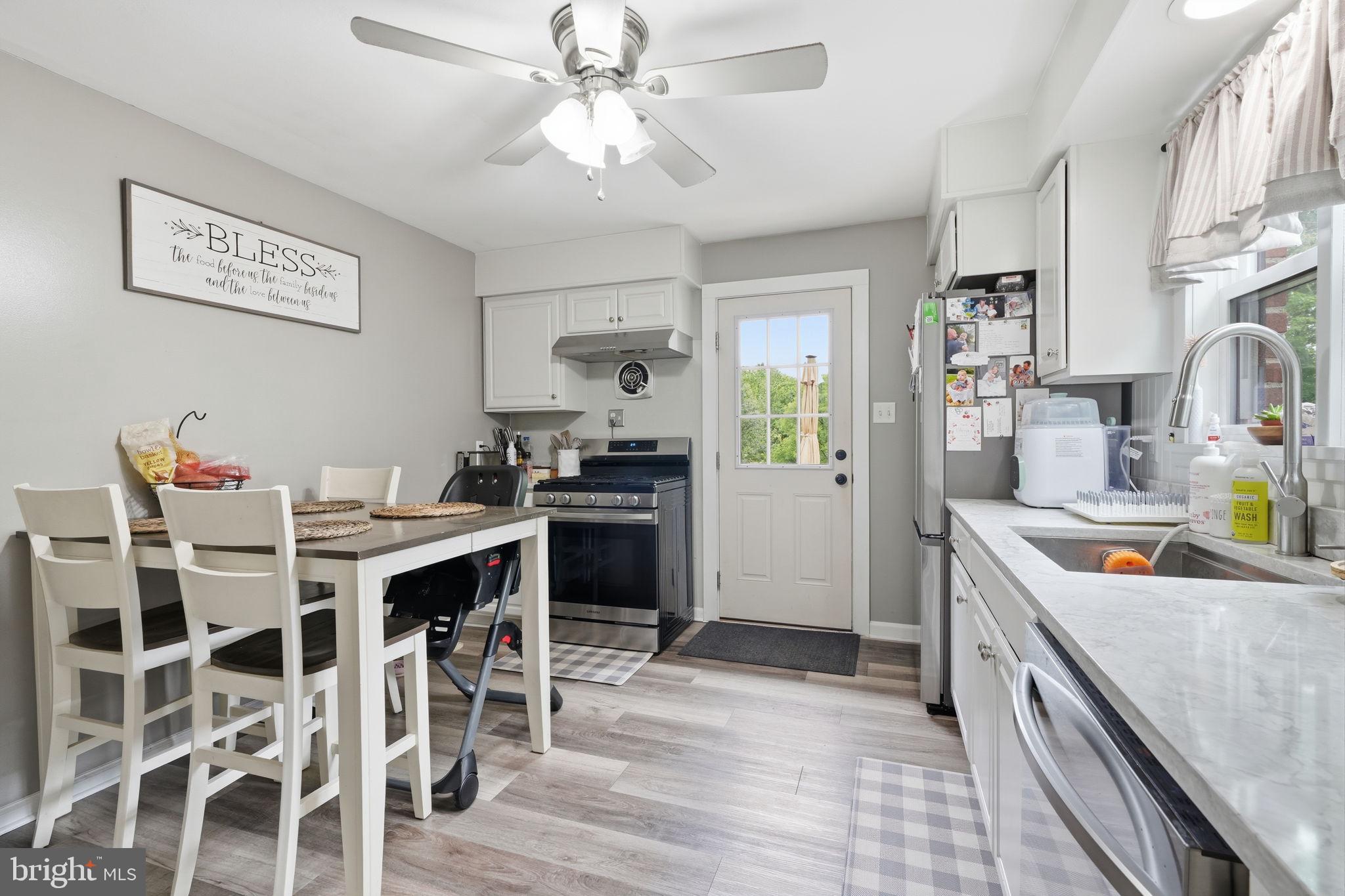 20 Poplar Road Ringoes, NJ 08551 - Photo 8 of 44 Bright and inviting kitchen space.