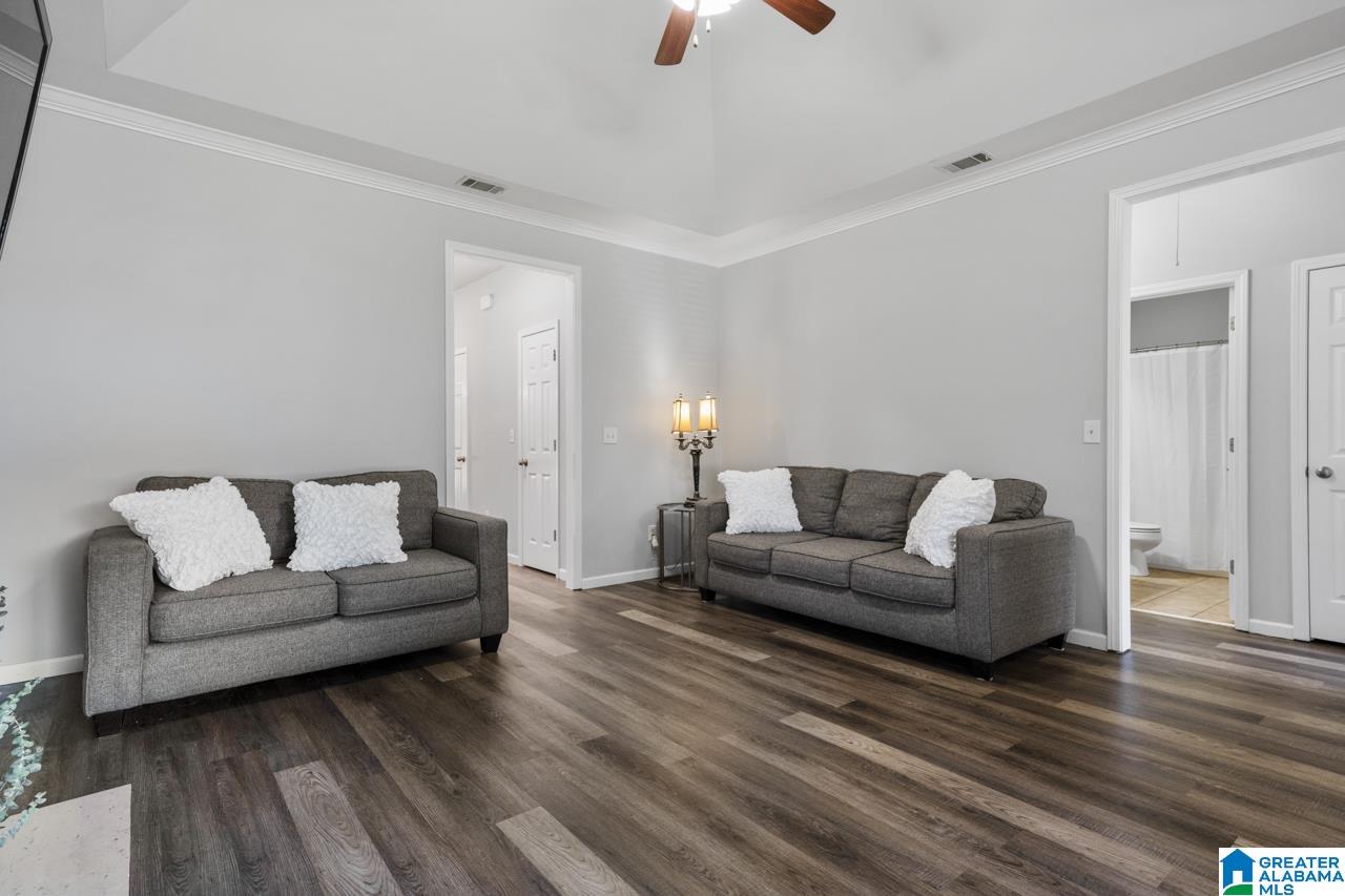 1069 Savannah Lane Calera, AL 35040 - Photo 3 of 35