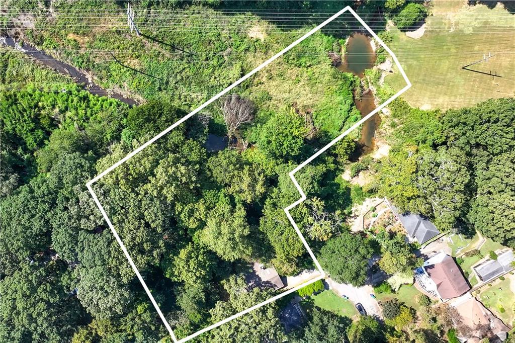 819 Gardenia Lane Decatur, GA 30033 - Photo 40 of 41 a view of a tennis court