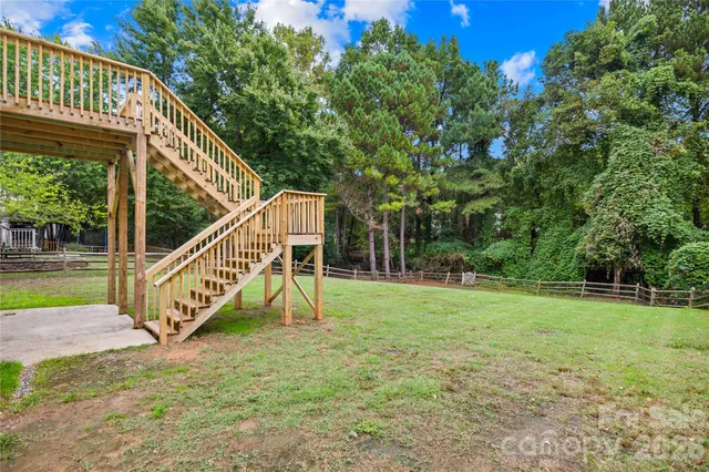 $634,500 | 17112 Cambridge Grove Drive, Huntersville, NC 28078