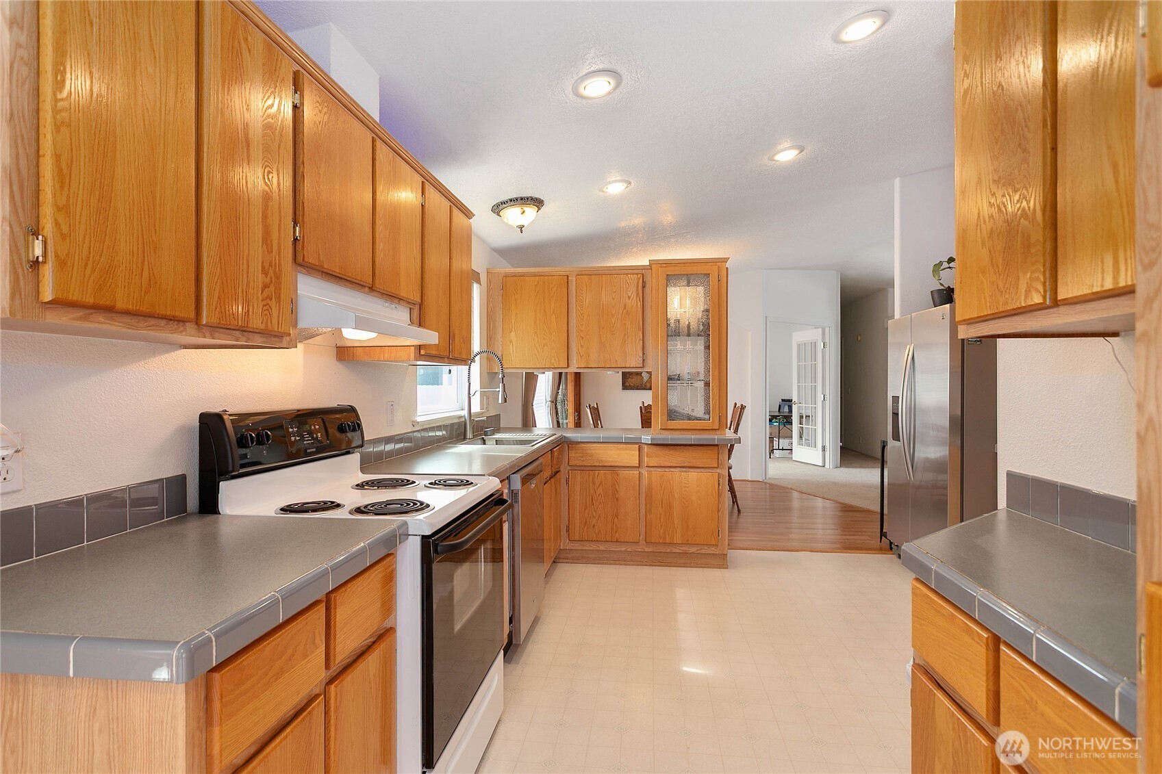 5589 Bay Ridge Drive Blaine, WA 98230 - Photo 11 of 27