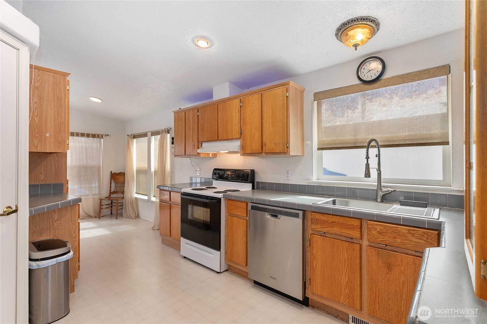 5589 Bay Ridge Drive Blaine, WA 98230 - Photo 12 of 27