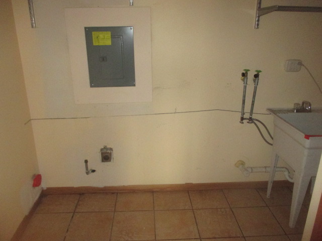 7738 State Road Burbank, IL 60459 - Photo 10 of 12