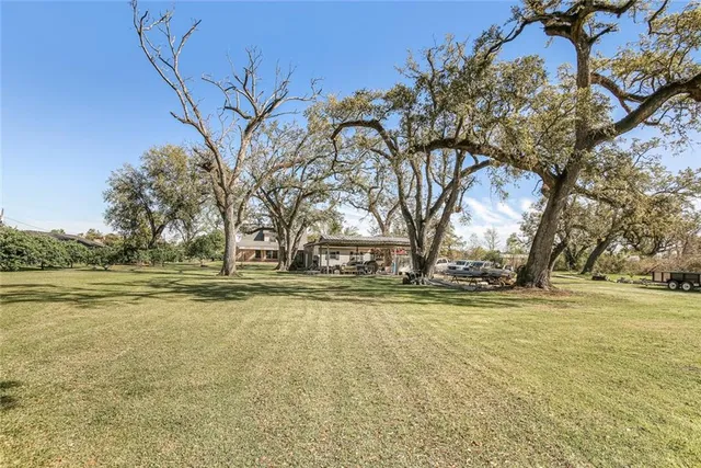 $1,000,000 | 800 South Kenner Avenue, Westwego, LA 70094