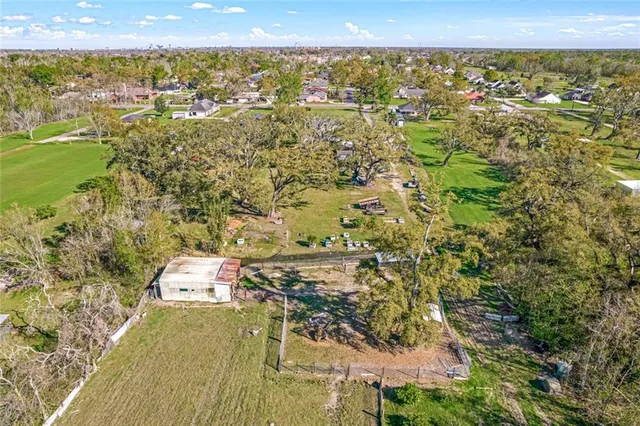 $1,000,000 | 800 South Kenner Avenue, Westwego, LA 70094