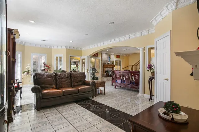 $1,000,000 | 800 South Kenner Avenue, Westwego, LA 70094