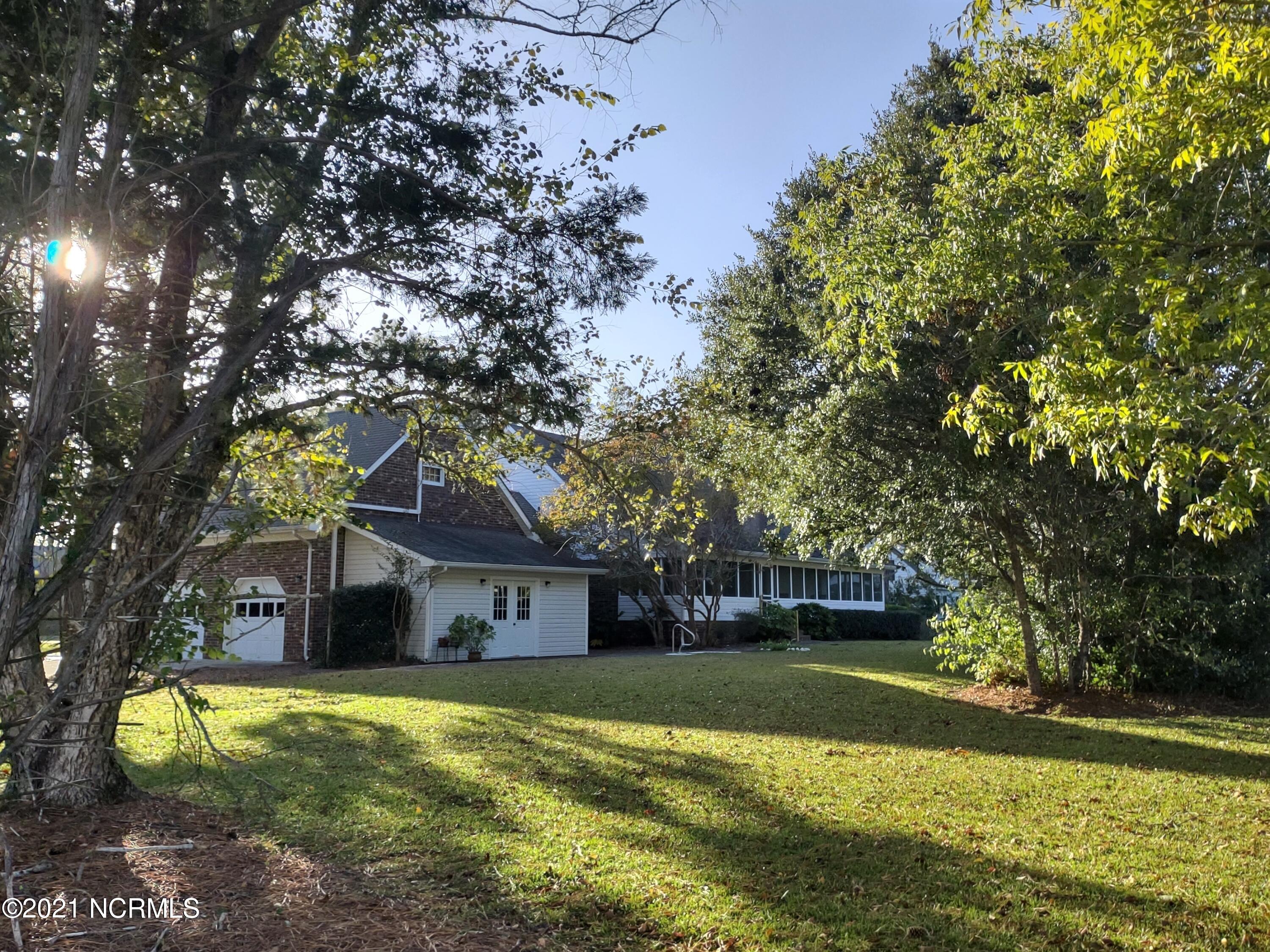 242 Copeland Road Beaufort, NC 28516 - Photo 34 of 34 Back yard view of home