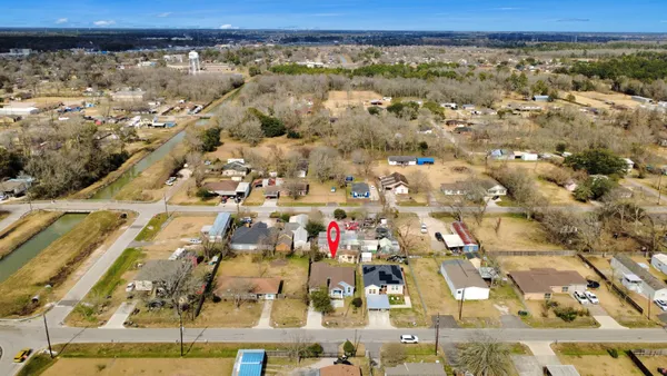 $1,650 | 215 St Charles Drive, Crosby, TX 77532