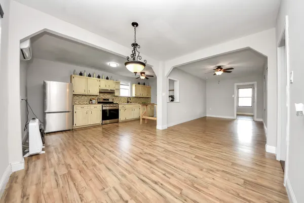 $1,650 | 215 St Charles Drive, Crosby, TX 77532