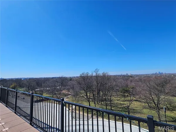 $299,999 | 14 North Kingshighway Boulevard, Unit 6BS, St. Louis, MO 63108
