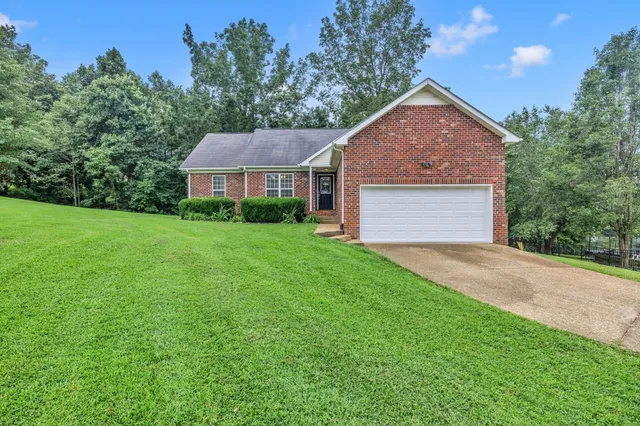 $2,250 | 7505 Mayfair Court, Fairview, TN 37062