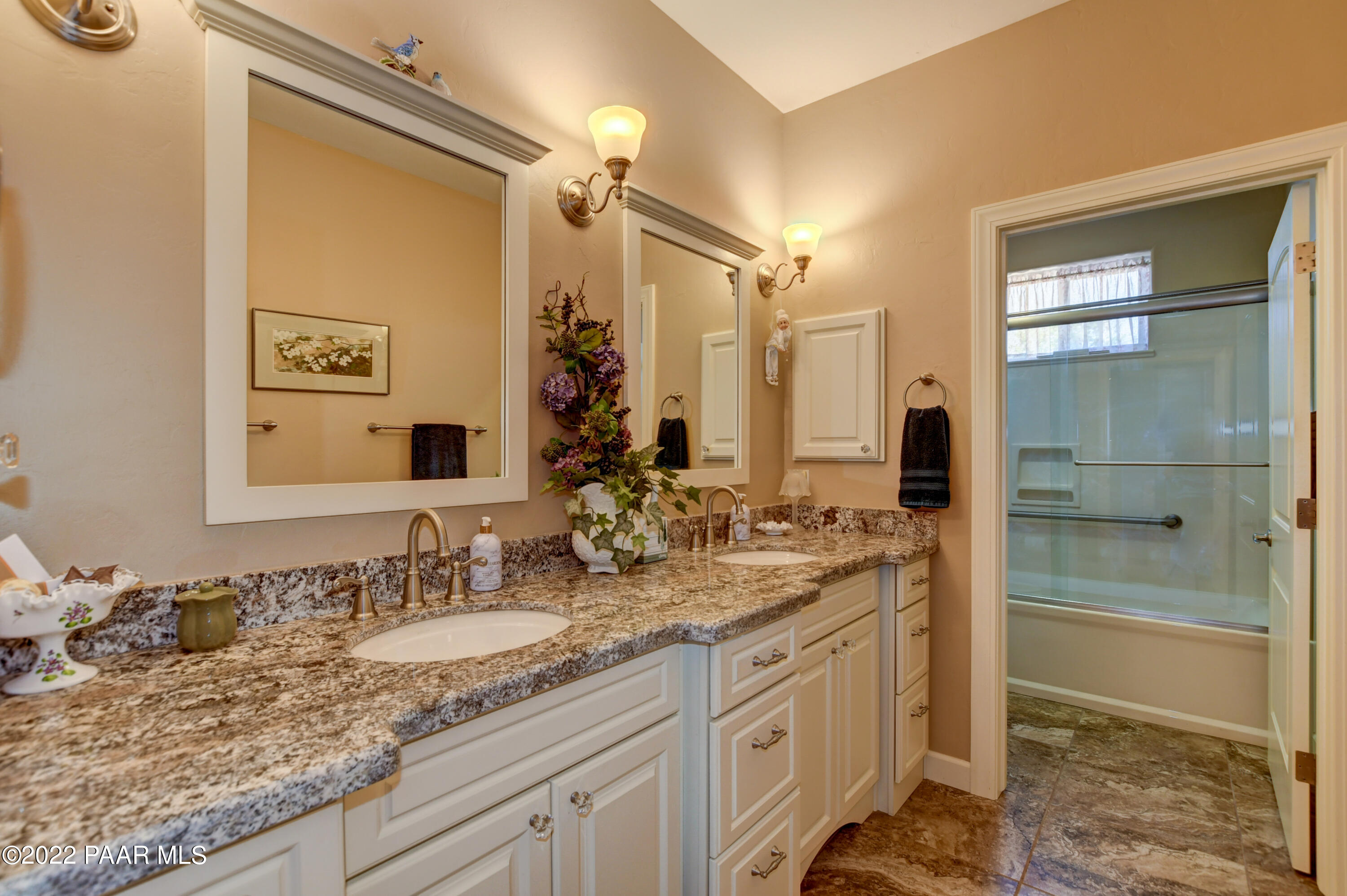 3775 Friendly Meadow Road Prescott, AZ 86305 - Photo 28 of 55 Spacious Guest Bathroom