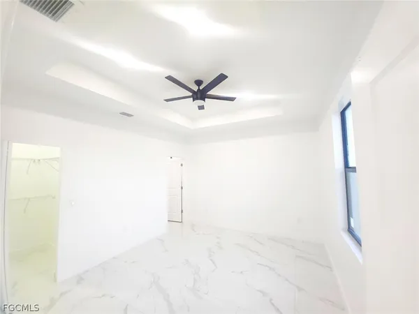 en