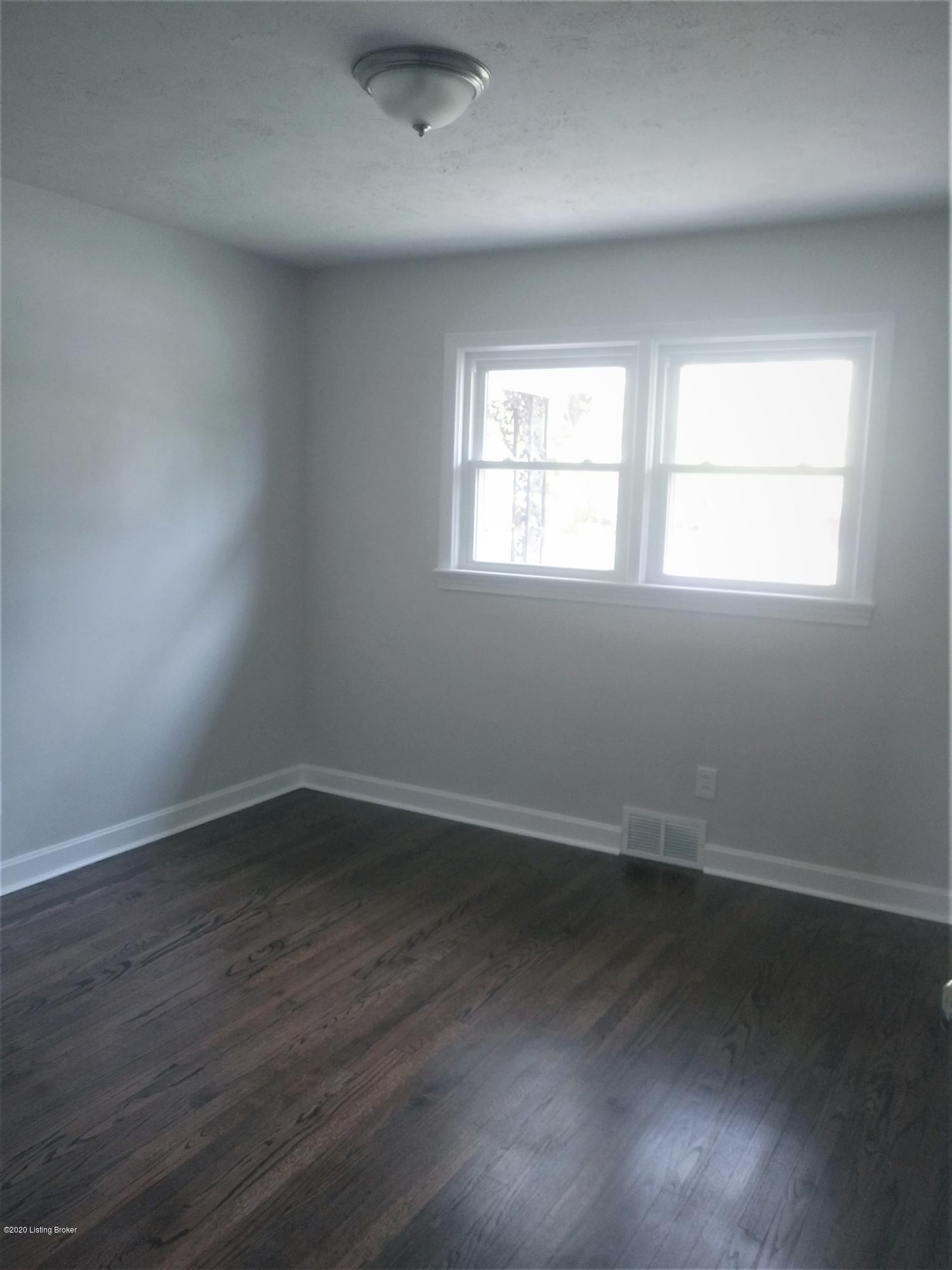4208 Dover Road Louisville, KY 40216 - Photo 6 of 14 Dover Bedroom 3