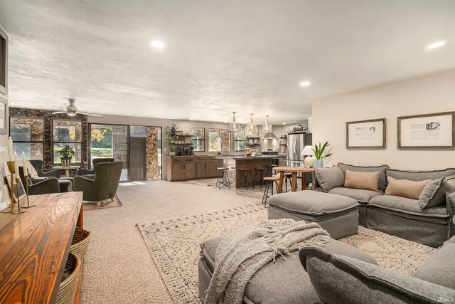 $699,900 | 16015 County Road 4, Bristol, IN 46507