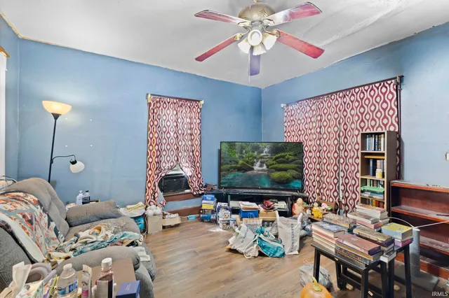 $69,900 | 6347 Overhead Road, Vincennes, IN 47591