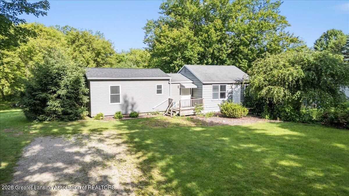 1436 Kelly Road Mason, MI 48854 - Photo 8 of 48
