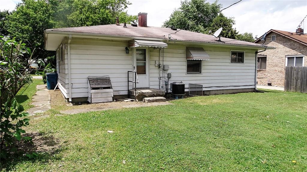 549 South Edgehill Road Indianapolis, IN 46241 - Photo 3 of 16 Gallery Image 3