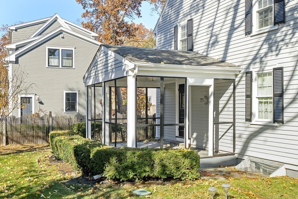 6 Harrington Road Winchester, MA 01890 - Photo 5 of 36 Gallery Image 5