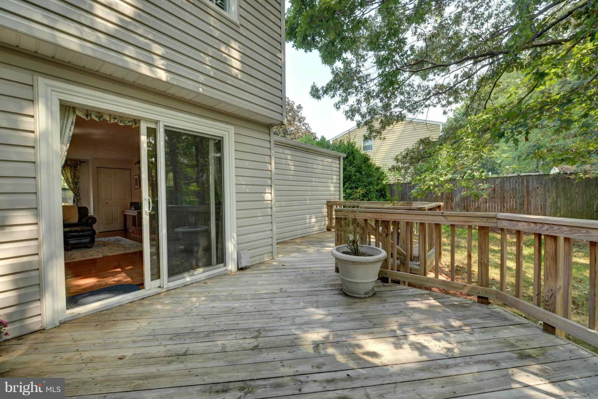 6119 Covered Bridge Road Burke, VA 22015 - Photo 28 of 30 Exterior (Rear)