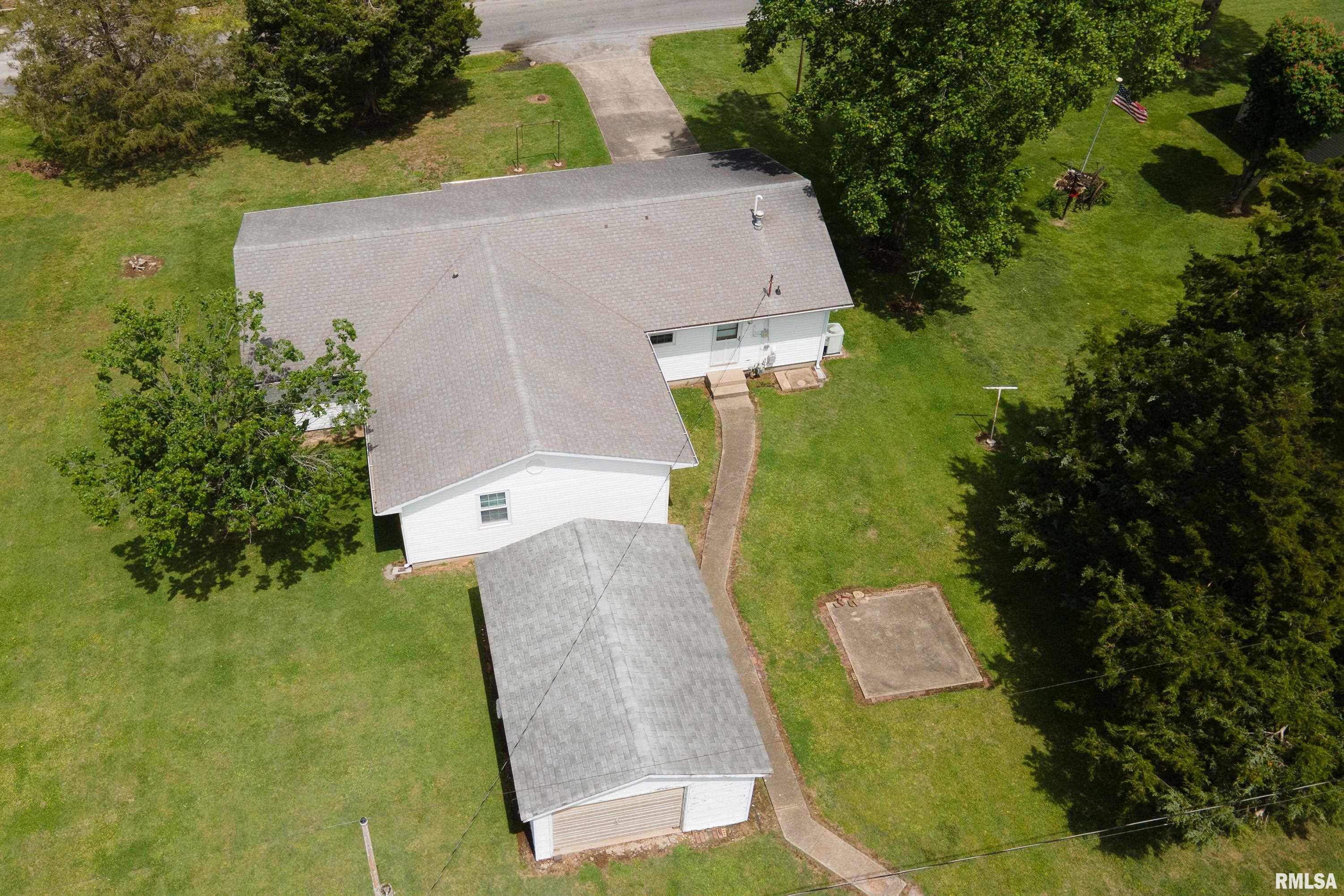 607 Mundy Street Eldorado, IL 62930 - Photo 27 of 32