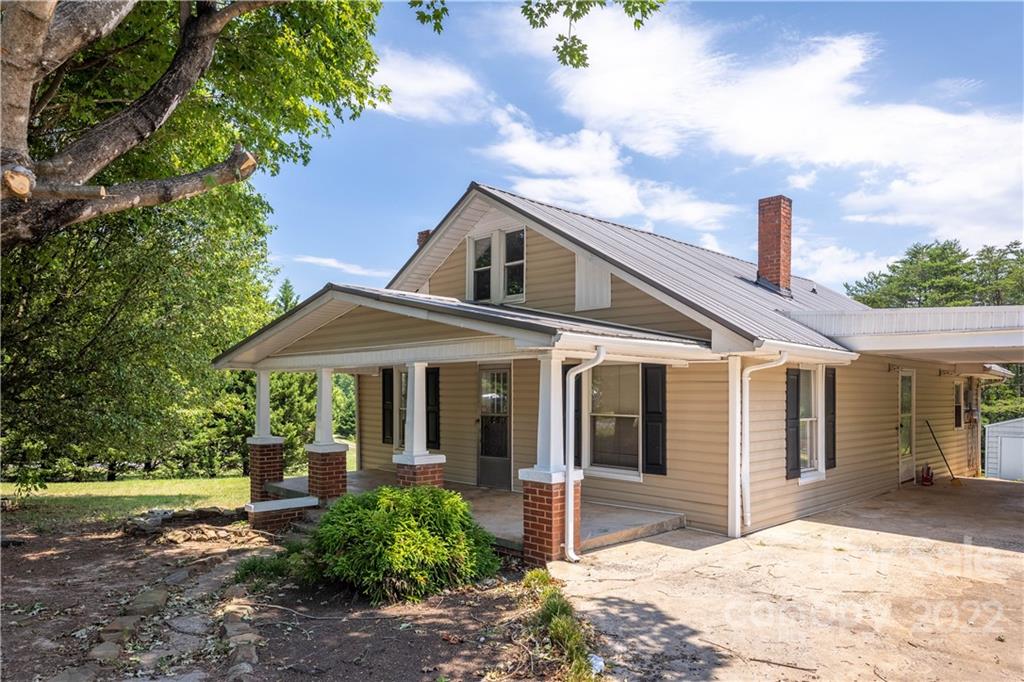 5072 County Home Road Conover, NC 28613 - Photo 2 of 22 Gallery Image 2