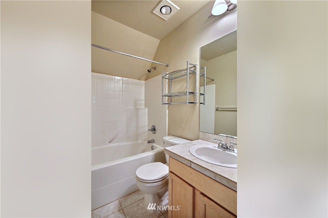 23913 33rd Drive Southeast Bothell, WA 98021 - Photo 13 of 25
