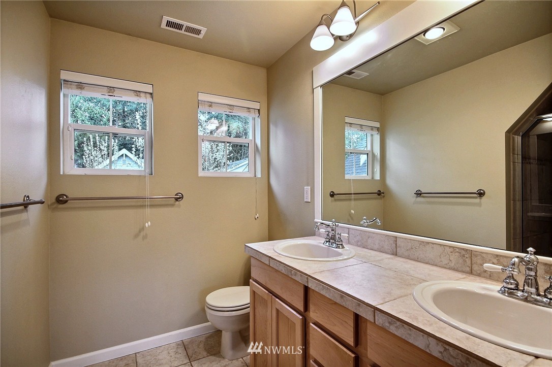 23913 33rd Drive Southeast Bothell, WA 98021 - Photo 18 of 25