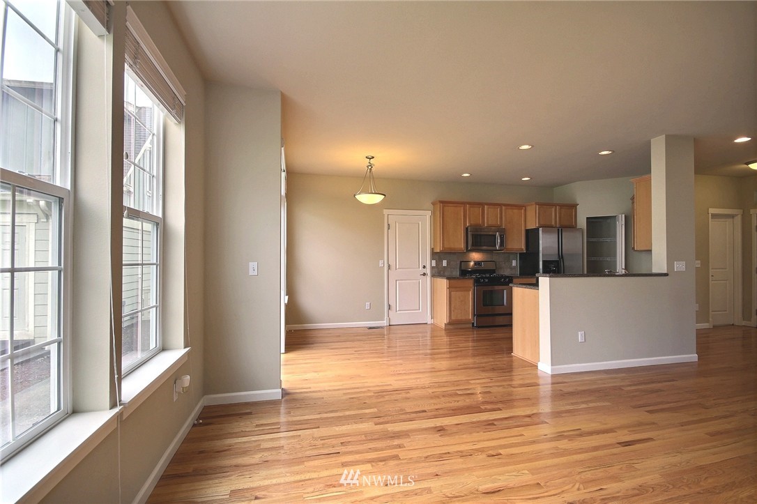 23913 33rd Drive Southeast Bothell, WA 98021 - Photo 6 of 25