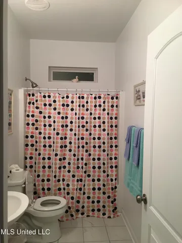 $2,900 | 153 Markham Drive, Unit A, Gulfport, MS 39507