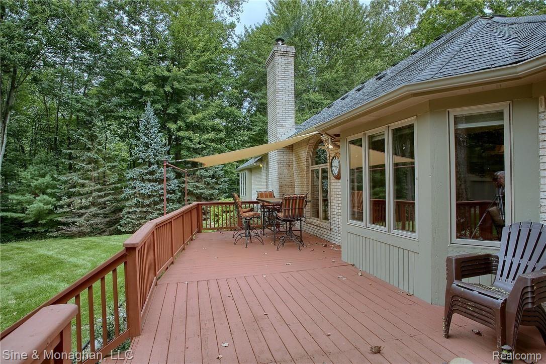 8738 Morrow Road Algonac, MI 48001 - Photo 7 of 40 Deck.jpg