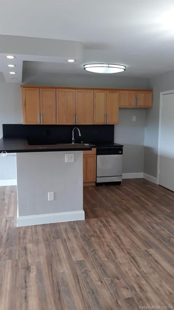 7477 Southwest 82nd Street, Unit C313 Miami, FL 33143 - Photo 2 of 11