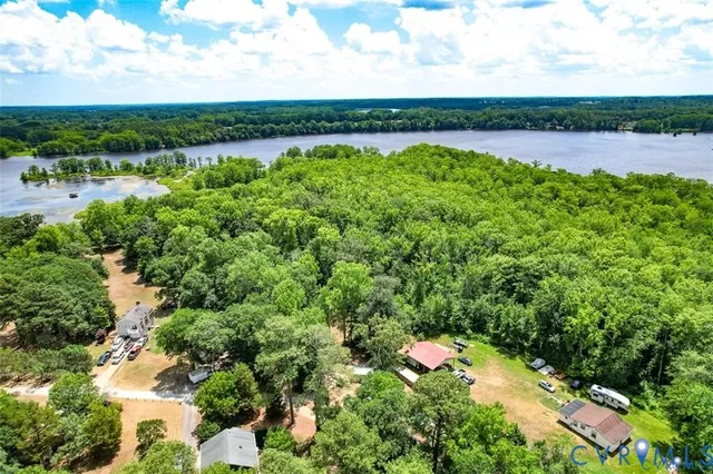 a view of a lake and outdoor space