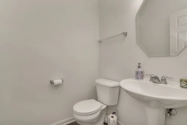 $610,000 | 5815 Fairview Lane, Hoffman Estates, IL 60192