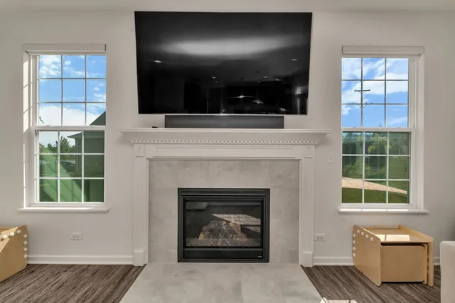 $610,000 | 5815 Fairview Lane, Hoffman Estates, IL 60192