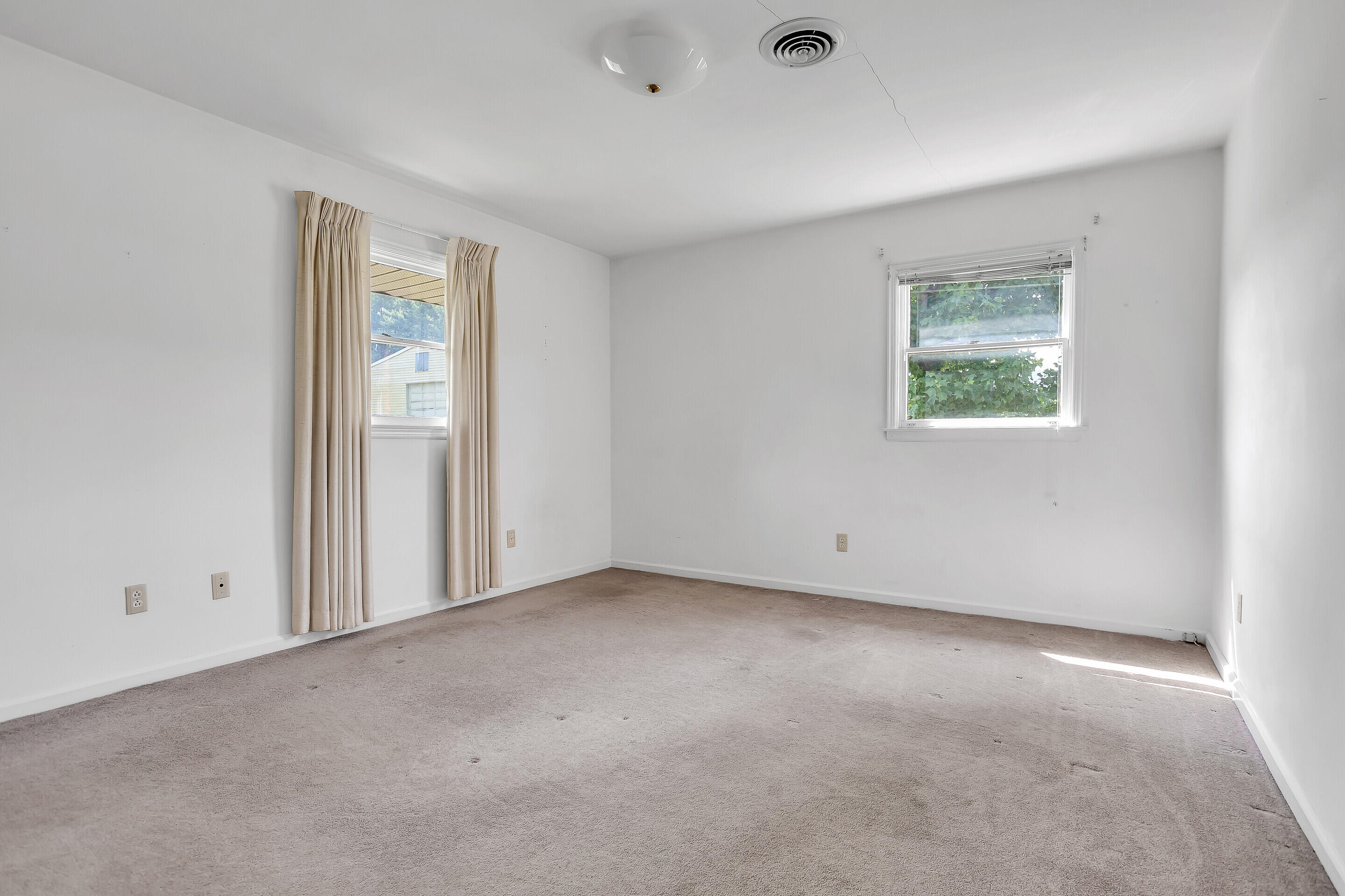 5296 Cloverdale Road Roanoke, VA 24012 - Photo 22 of 48 21_5296_Cloverdale_Rd21_mls