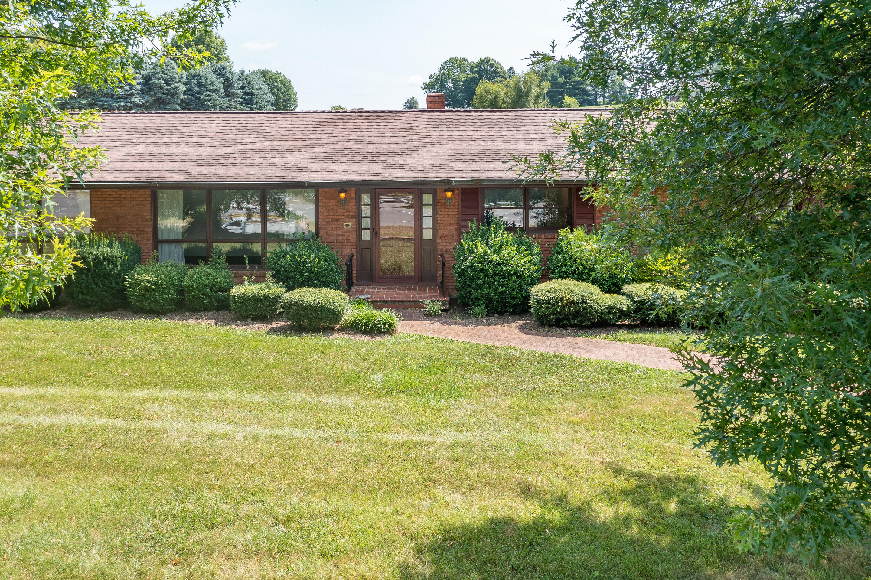 5296 Cloverdale Road Roanoke, VA 24012 - Photo 4 of 48 03_5296_Cloverdale_Rd03_mls