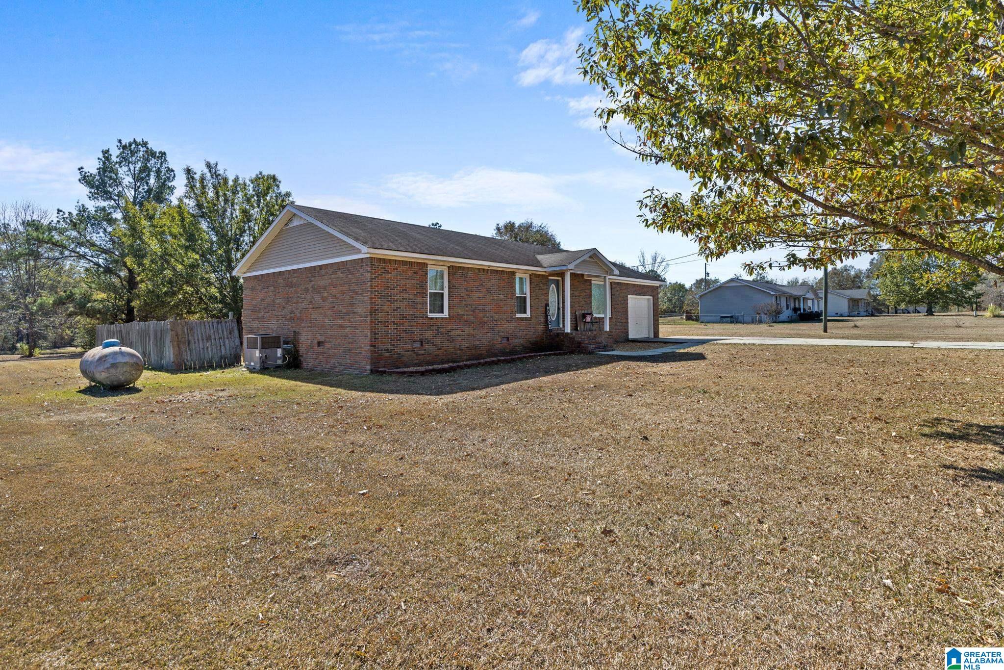 35 Summerford Orr Road Southwest Falkville, AL 35622 - Photo 3 of 21