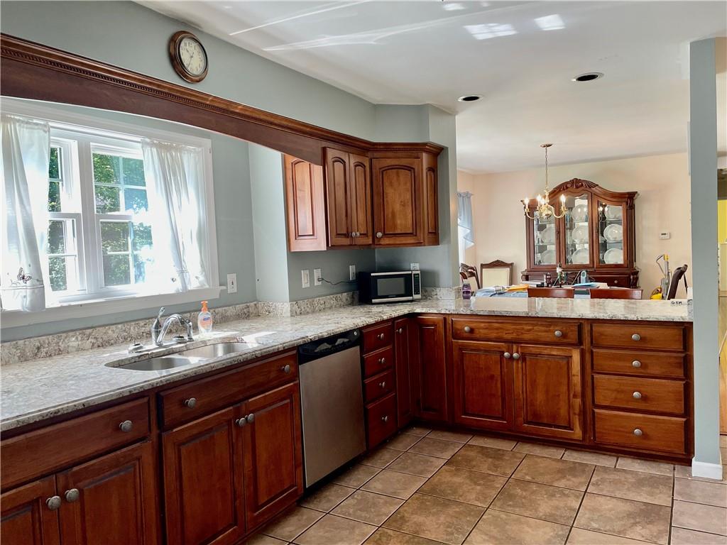 201 Vic's Lane Butler, PA 16001 - Photo 8 of 25 Gallery Image 8