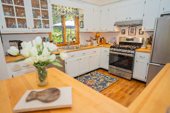 88 Pleasant Bay Road Harwich, MA 02645 - Photo 11 of 21 16