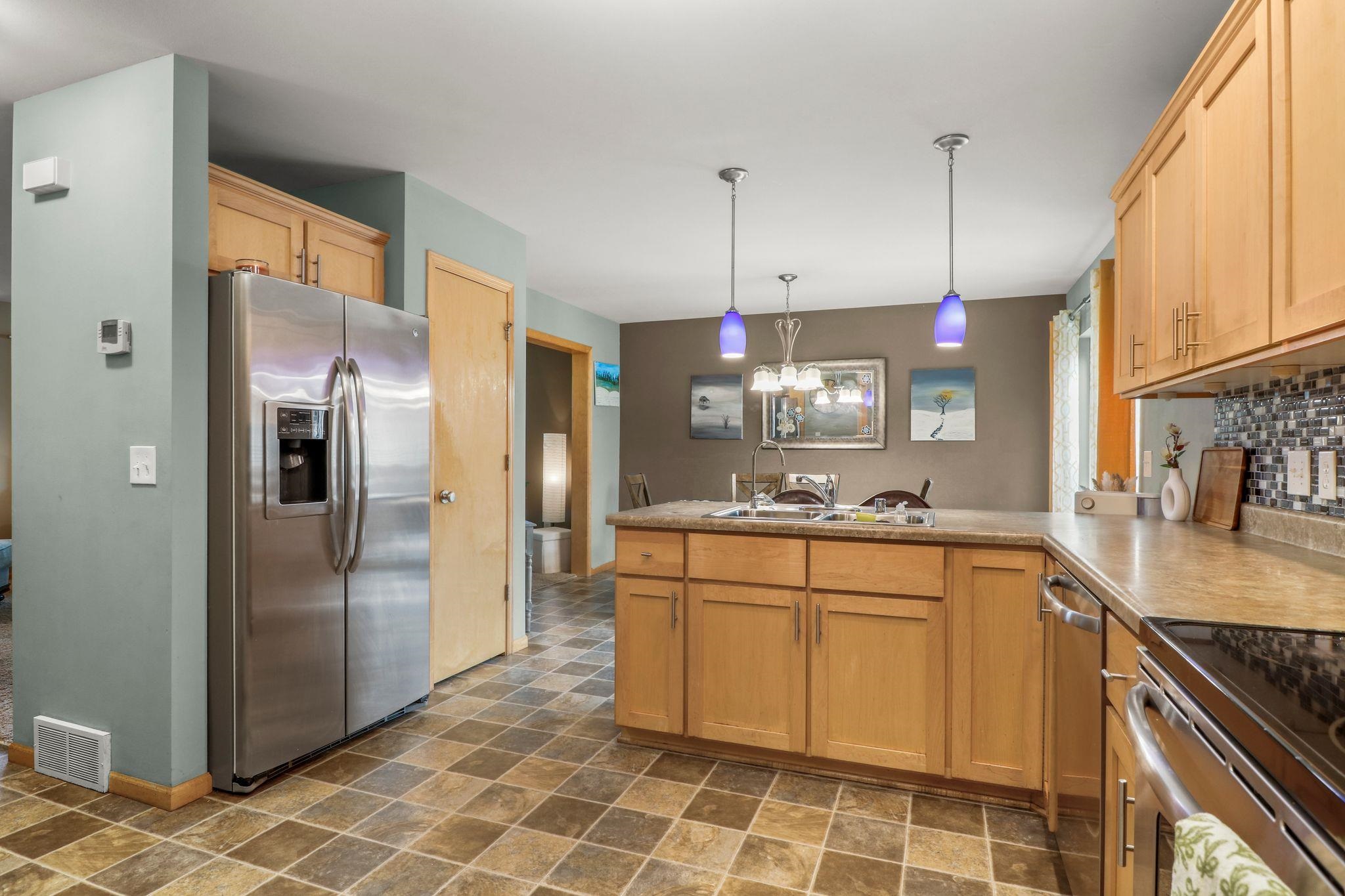 7015 Reston Heights Drive Madison, WI 53718 - Photo 10 of 35 Gallery Image 10