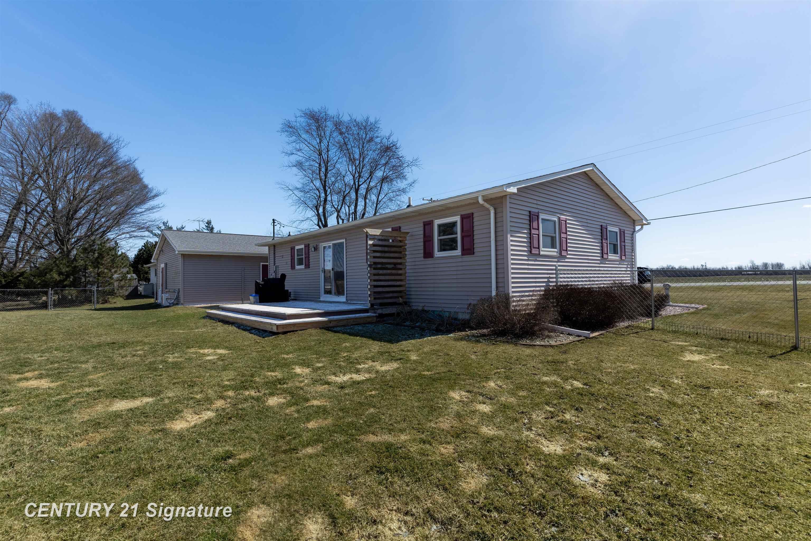 1600 Hotchkiss Road Freeland, MI 48623 - Photo 26 of 31 50209497-b6f03d03-55a0-4232-8032-ba374479322b.JPG