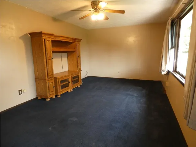 $1,250 | 574 South Erie Street, Mercer, PA 16137