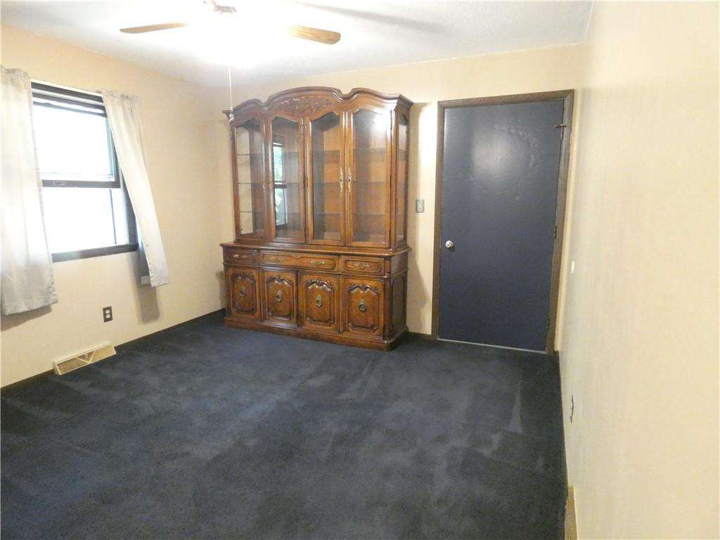 574 South Erie Street Mercer, PA 16137 - Photo 3 of 8