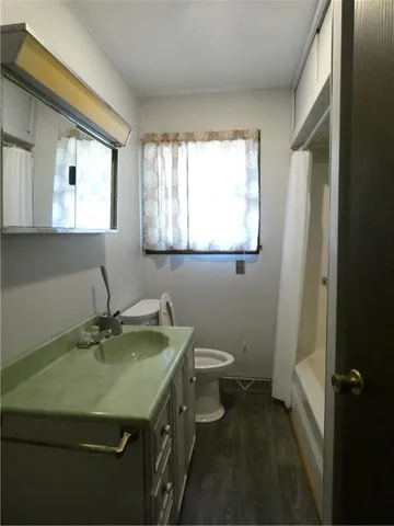 $1,250 | 574 South Erie Street, Mercer, PA 16137