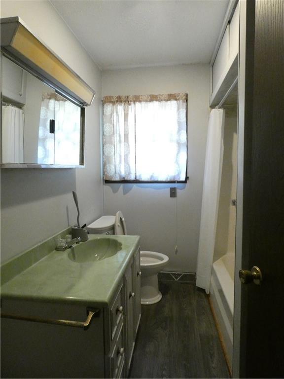 574 South Erie Street Mercer, PA 16137 - Photo 5 of 8