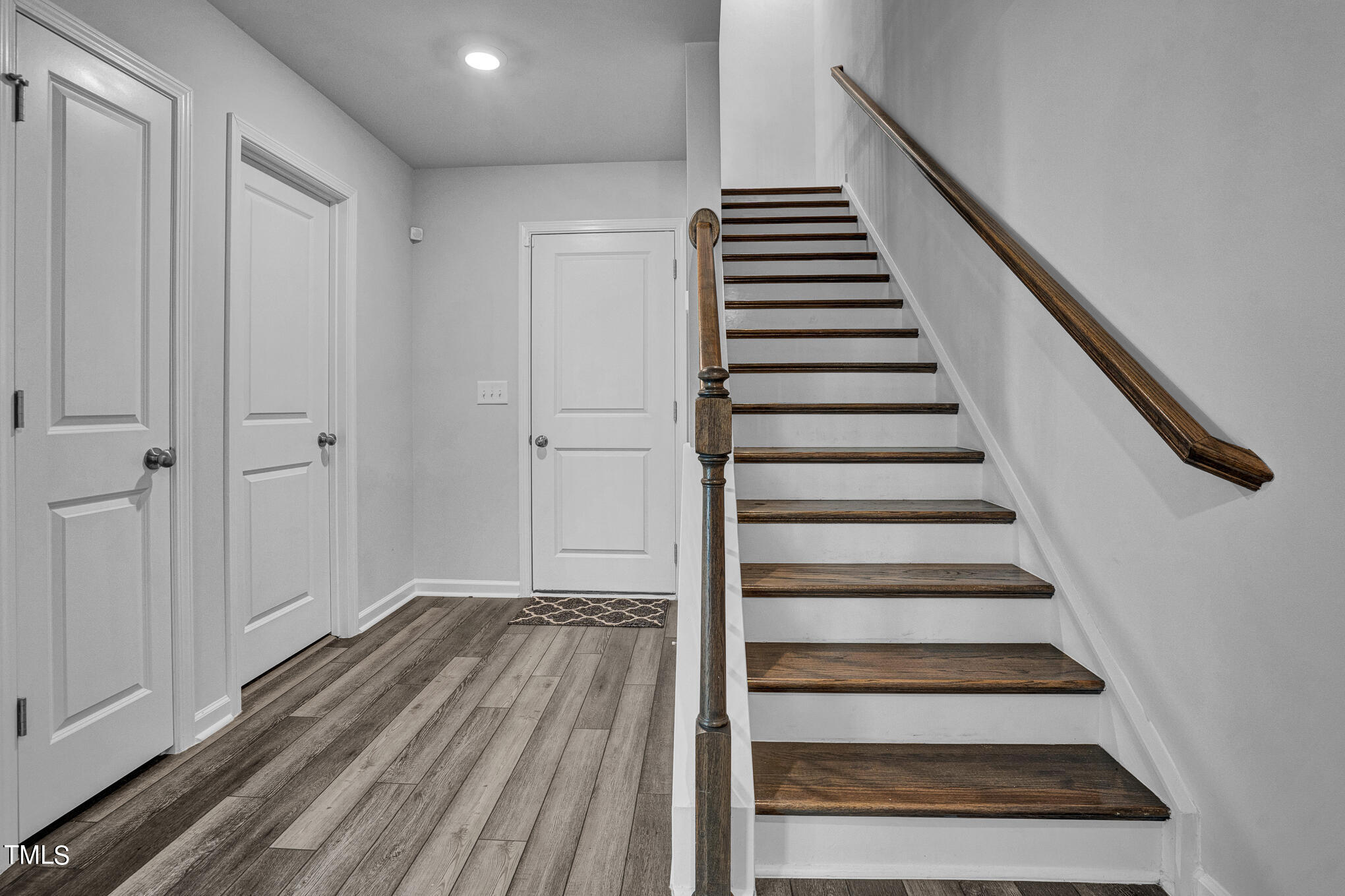 5436 Crescent Square Street Raleigh, NC 27616 - Photo 20 of 36 Hall