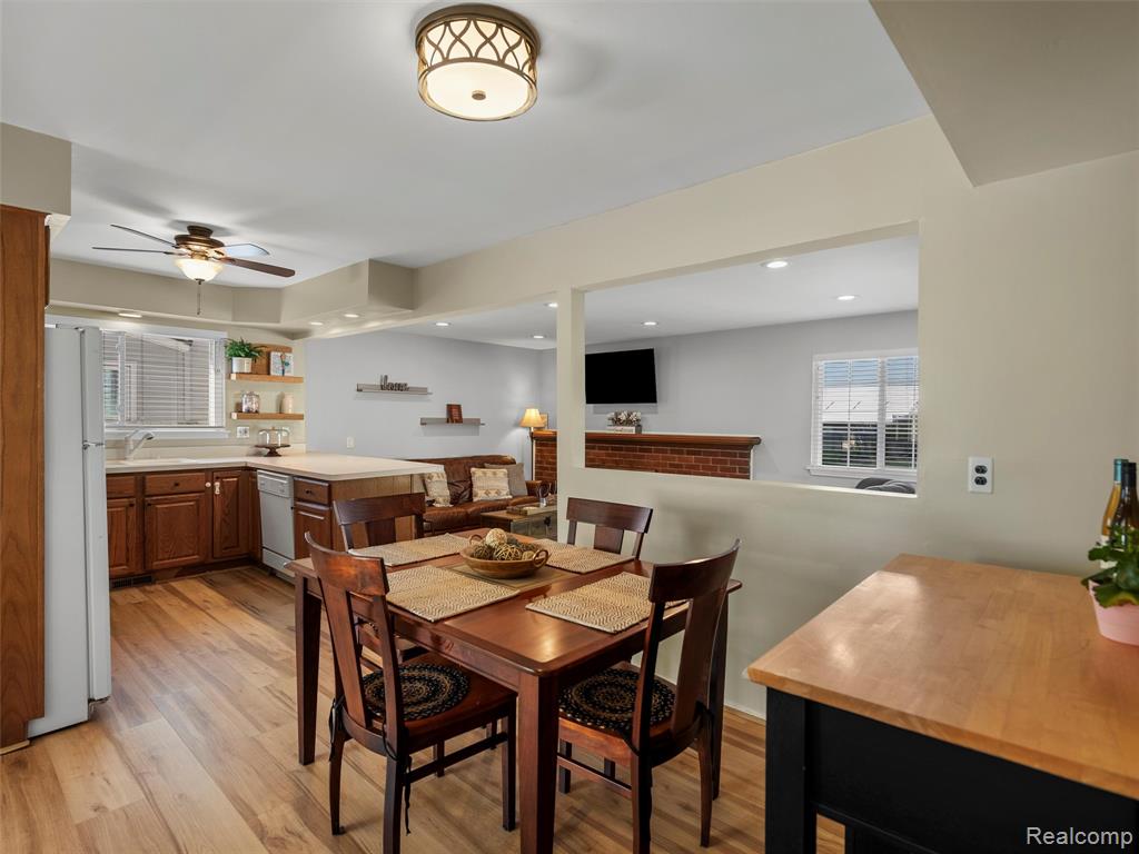 1245 Kenilworth Place Clawson, MI 48017 - Photo 12 of 34 Gallery Image 12