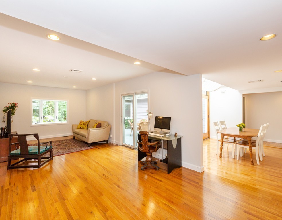 5 Holton Road Lexington, MA 02421 - Photo 6 of 27